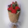 Солодкий міні-букет з червоних троянд
